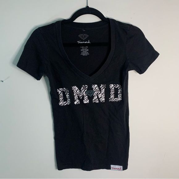 4 for 25$ Diamond Supply Co. Zebra Print V-Neck T-Shirt Size Small - Picture 1 of 6
